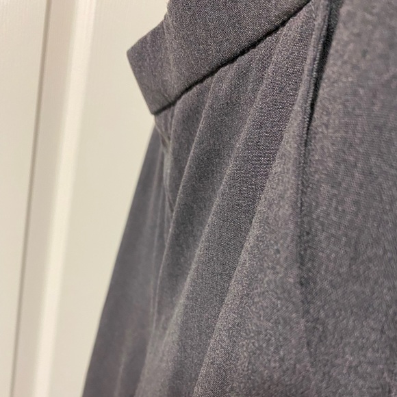 Good Condition Grey Dana Buchman Women’s Slacks Pants Size 8 with pockets - Picture 4 of 6